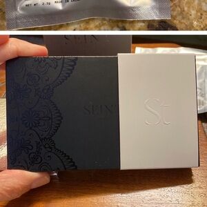 S+ Black and White Compact